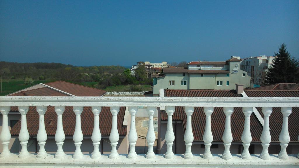 Pancho Family Hotel 克兰内沃 客房 照片